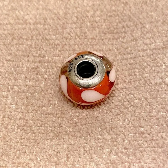 SOLD Retired Pandora glass murano orange and white swirl - Picture 4 of 7